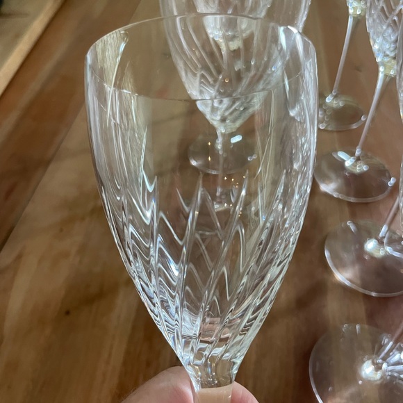 Pair of Kate Spade Bridge Street Wine Glasses - Picture 3 of 5